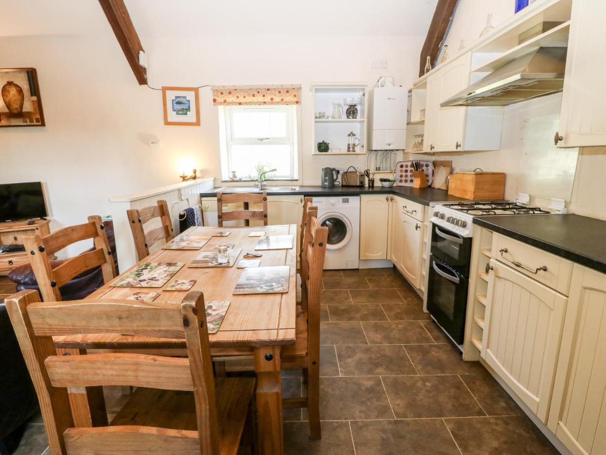 Bwthyn Y Dderwen Oak Cottage Llannor エクステリア 写真